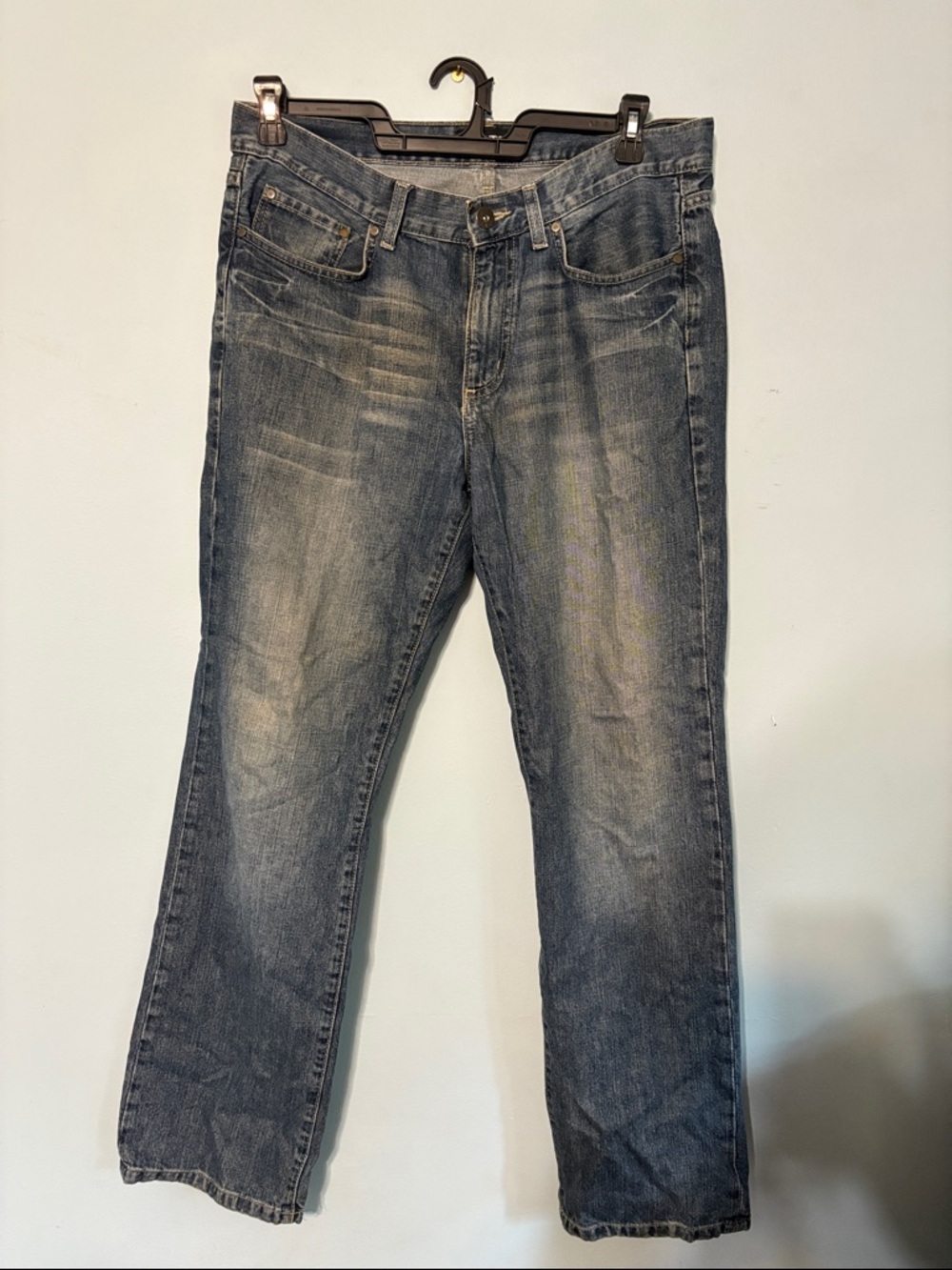 34/32 Apt. 9 Men's Straight 100% cotton Jeans in Faded Blue